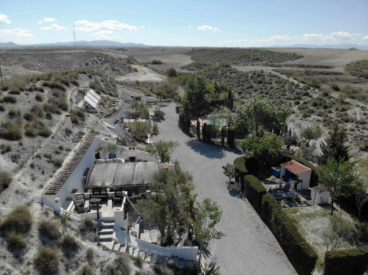 בית הארחה באזה 	Cuevas Andalucia מראה חיצוני תמונה