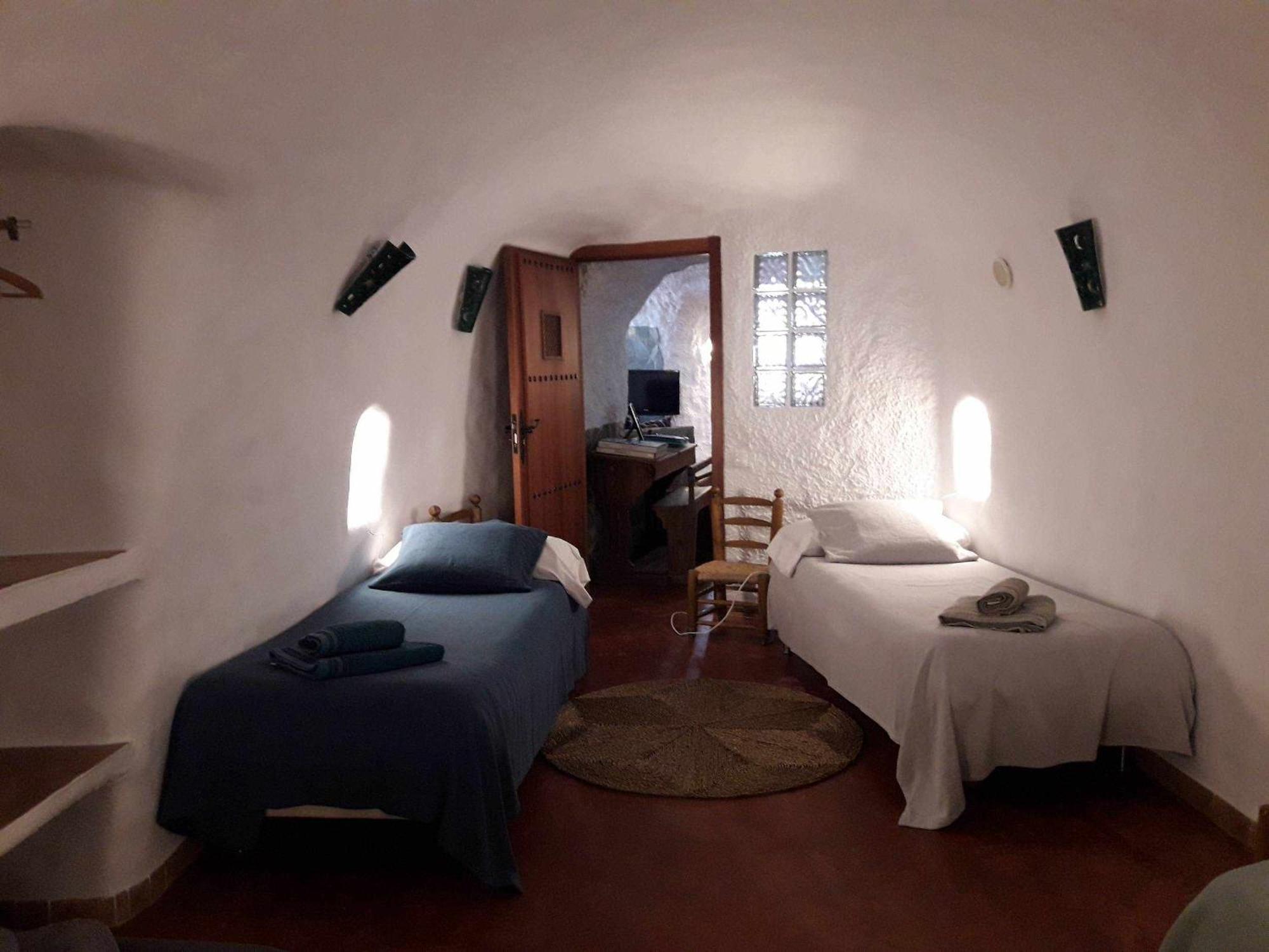 בית הארחה באזה 	Cuevas Andalucia מראה חיצוני תמונה